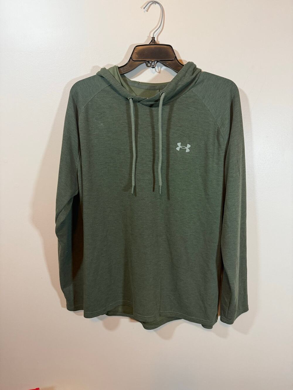 Men’s XL Green Under Armour Breathable Athletic Casual Sporty Lightweight Hoodie